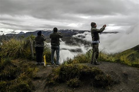  Under the Volcano – A Colombian Journey into Myth and Social Discontent